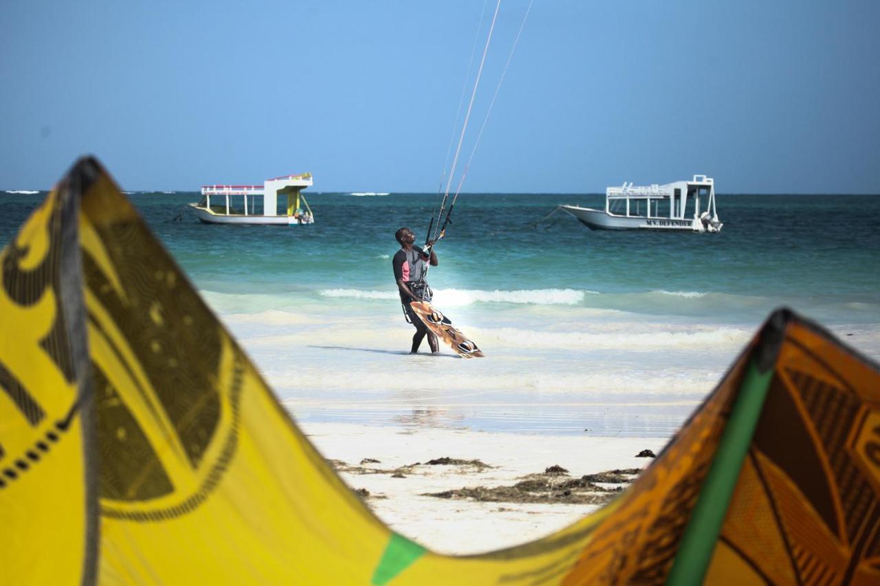 Coconut Village Beach Resort Diani Beach Zewnętrze zdjęcie