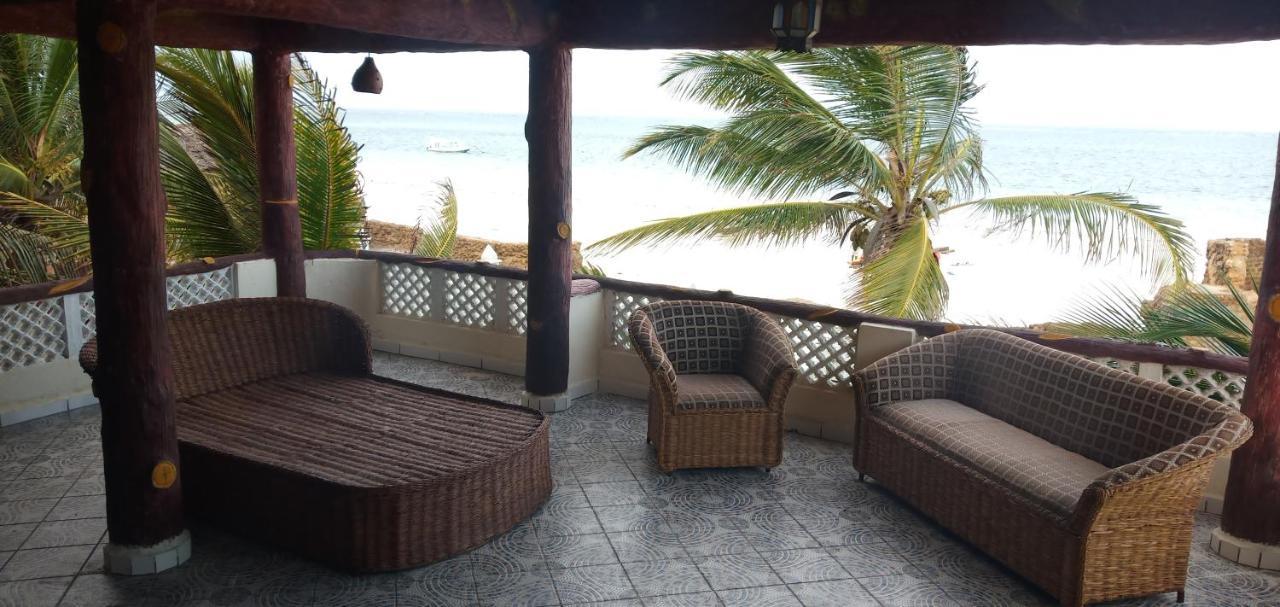 Coconut Village Beach Resort Diani Beach Zewnętrze zdjęcie