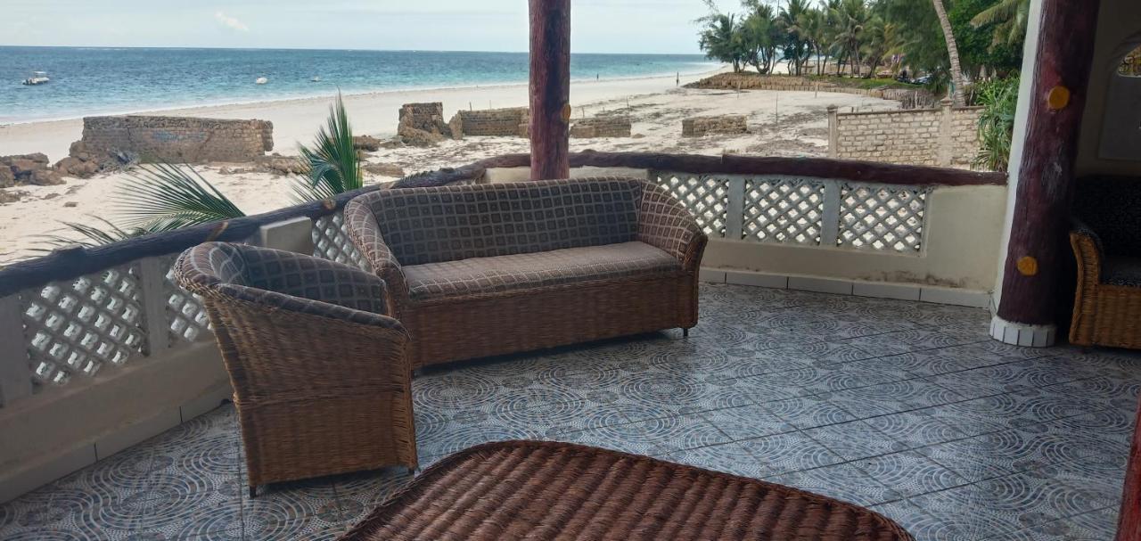 Coconut Village Beach Resort Diani Beach Zewnętrze zdjęcie