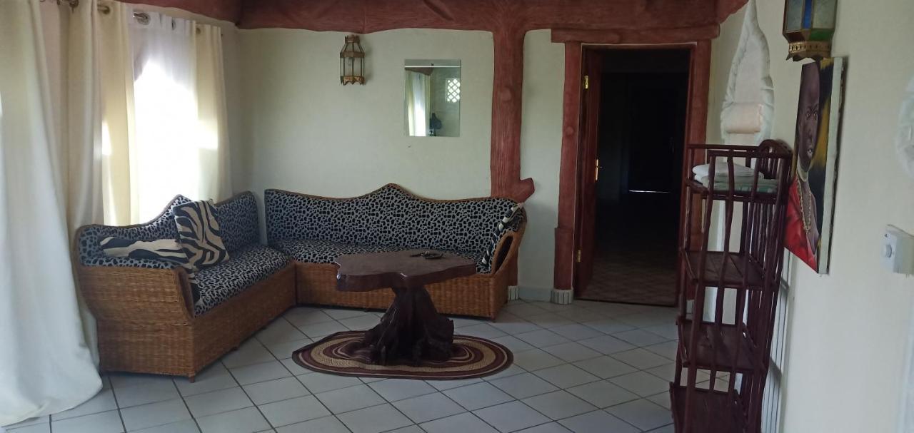 Coconut Village Beach Resort Diani Beach Zewnętrze zdjęcie