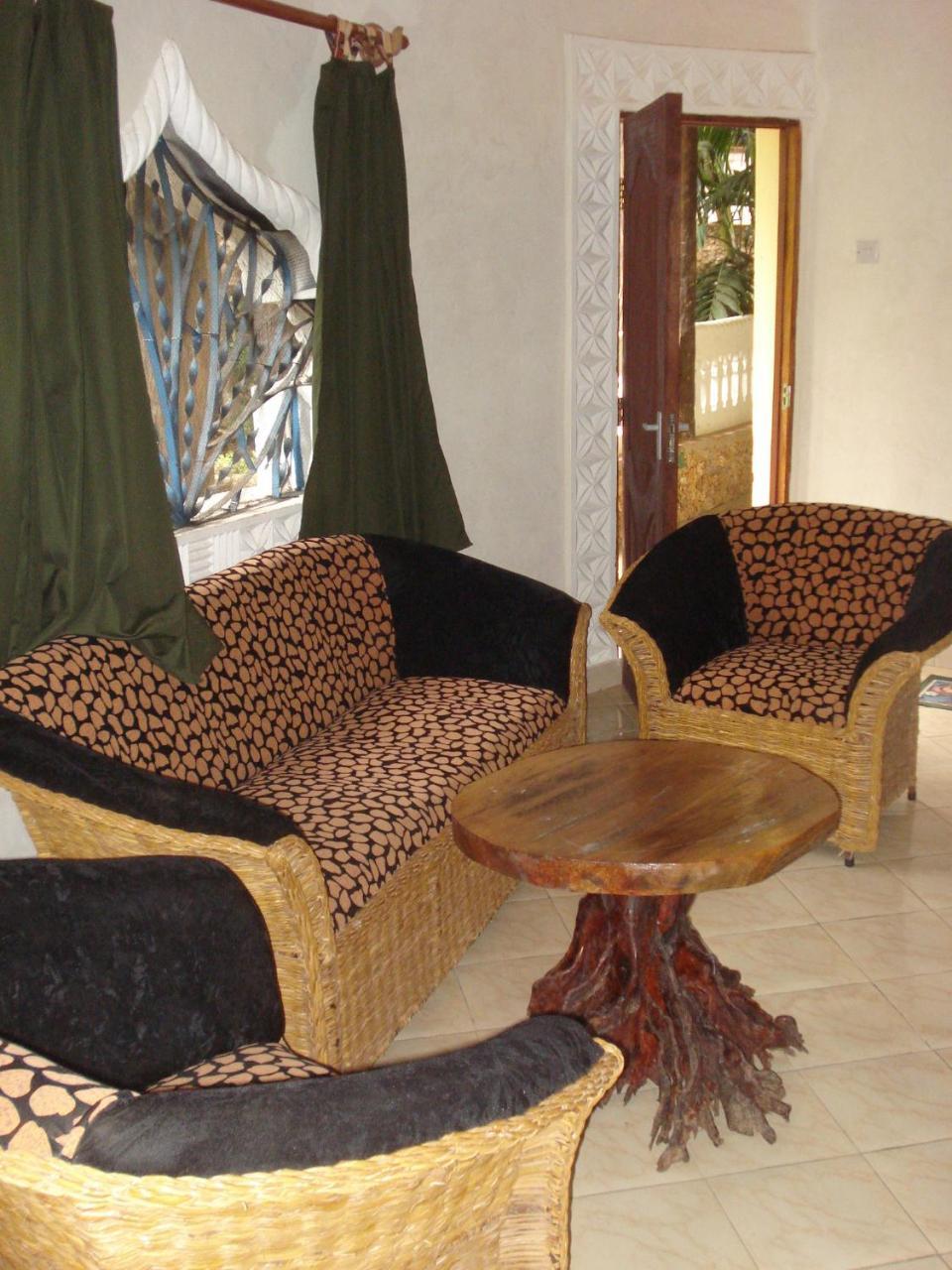 Coconut Village Beach Resort Diani Beach Pokój zdjęcie